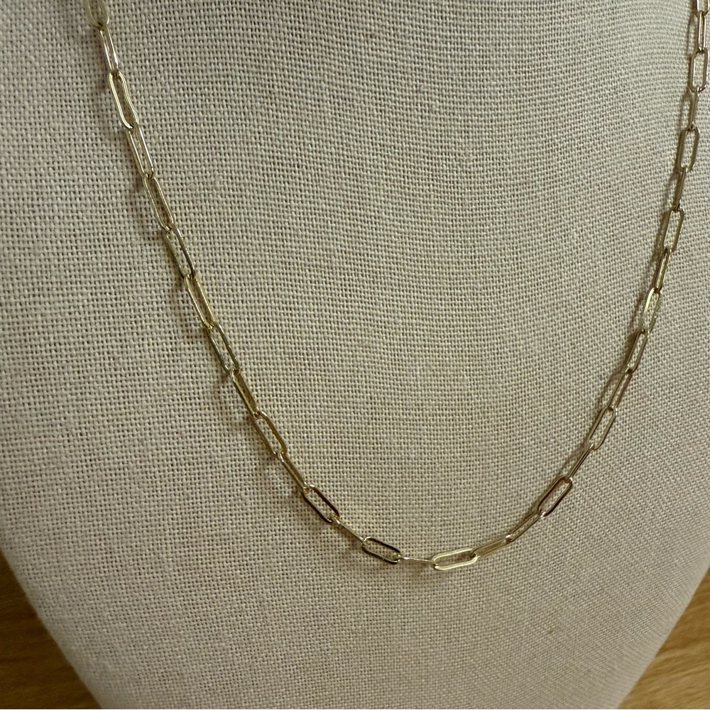 Gold tone paperclip chain layering necklace - Picture 2 of 6